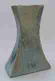 hourglass-shaped pot, 7" x 10" x 2&quot, 